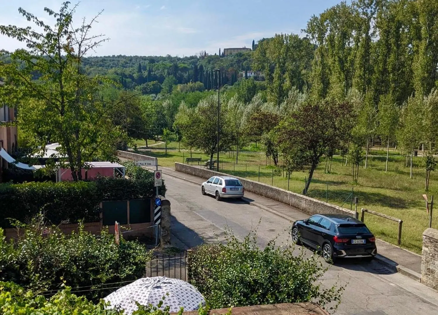 Daire Appartamento San Felice Floransa